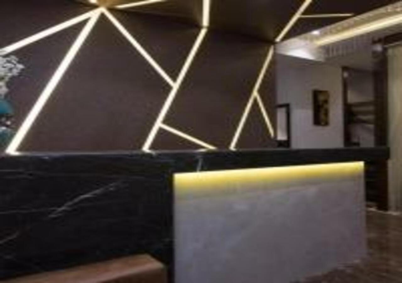 Hotel Meriton Mumbai Exterior foto