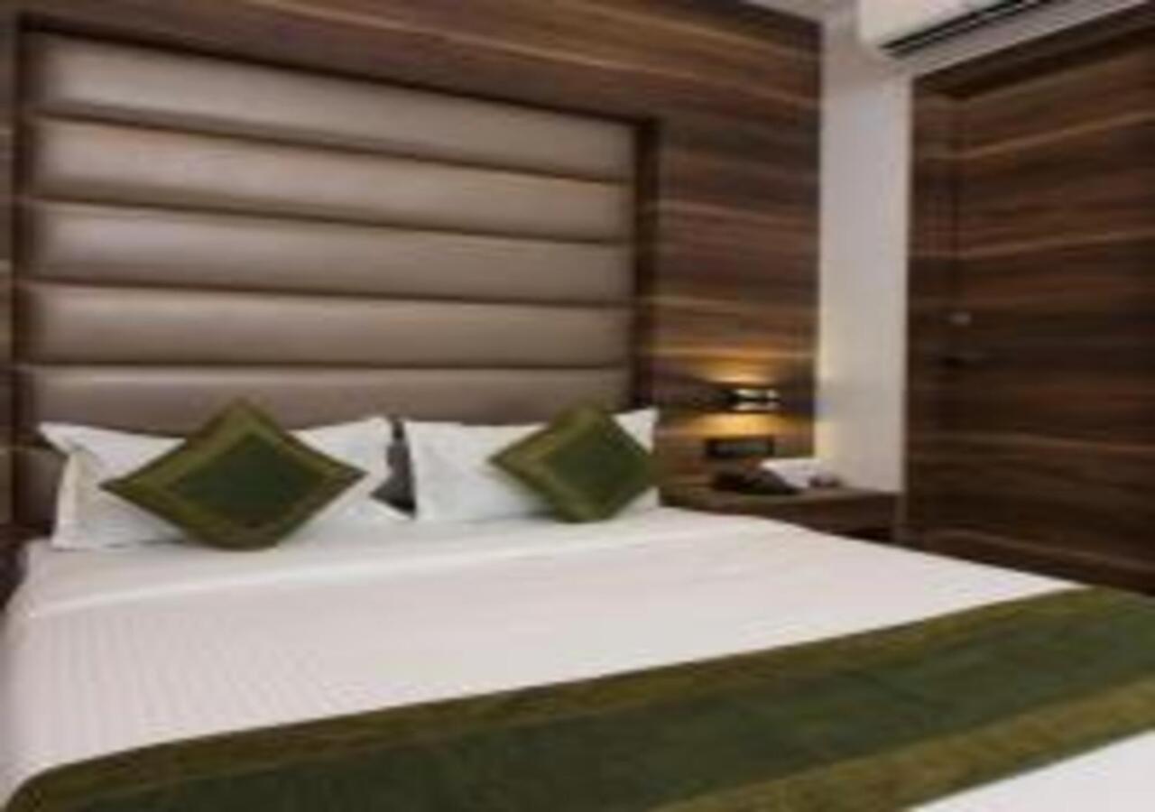 Hotel Meriton Mumbai Exterior foto