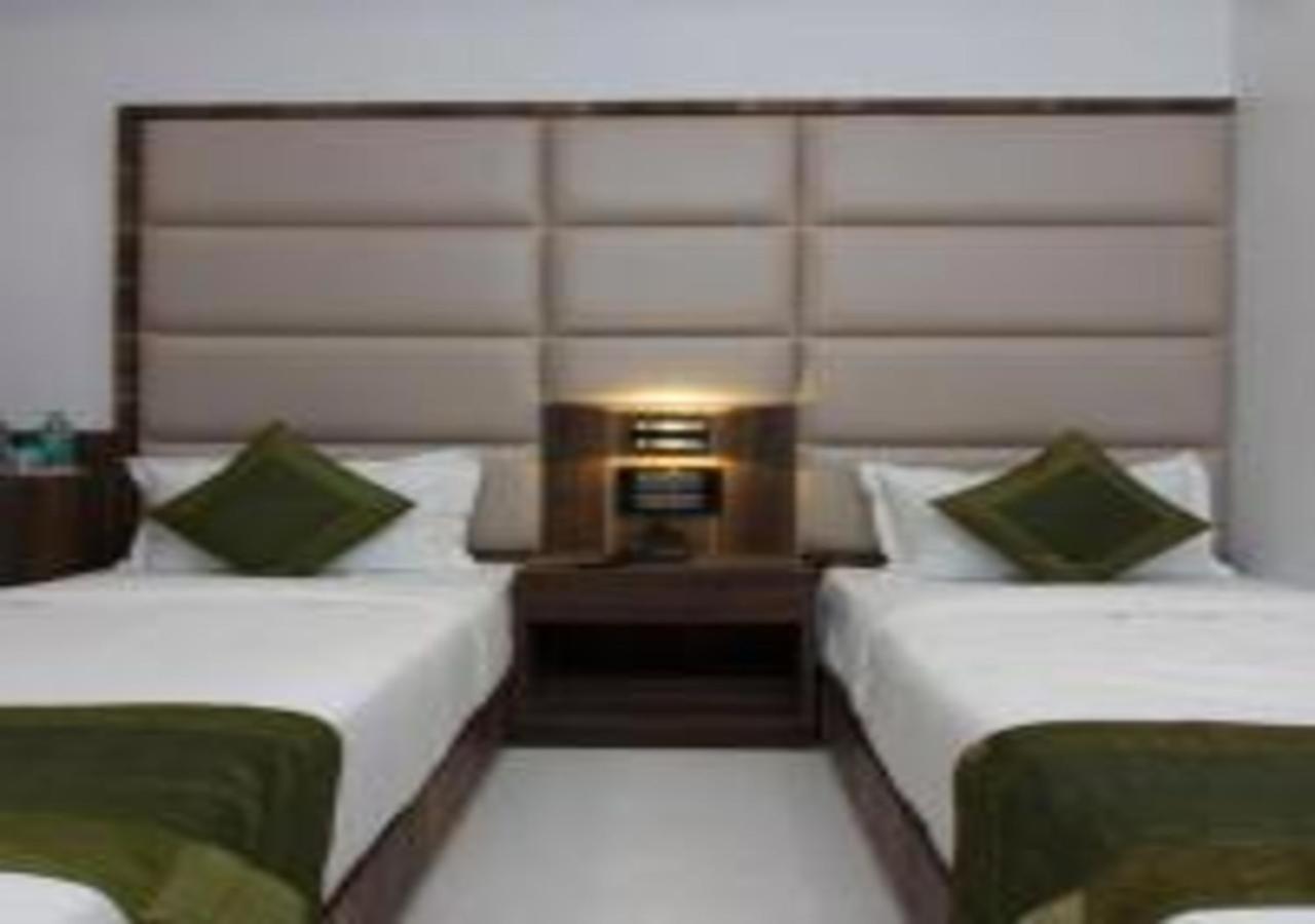 Hotel Meriton Mumbai Exterior foto